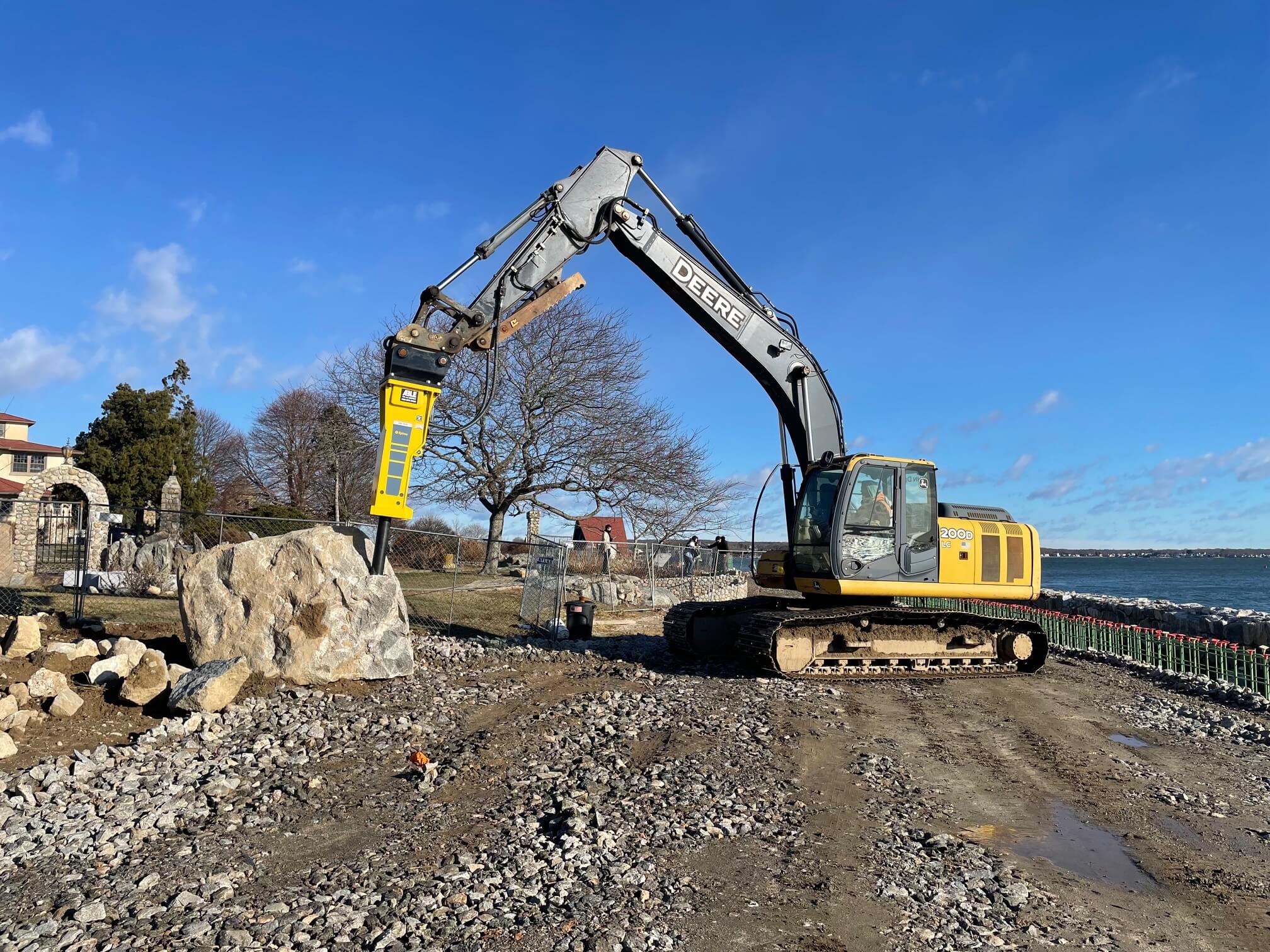 Epiroc_MB1650_Breaker_Machnik_shore_Able_tool